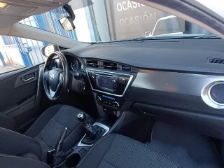 Toyota Auris 2013