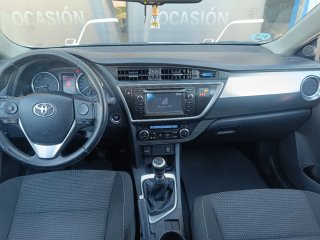 Toyota Auris 2013
