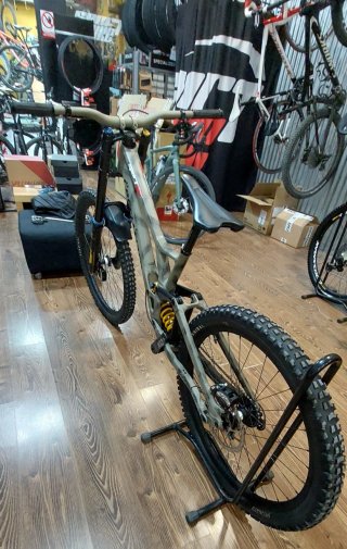 Specialized Demo Race 2025 Comprada Enero 2026.