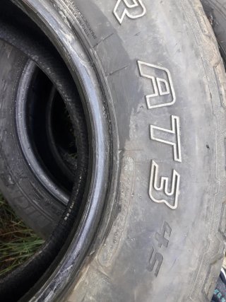 Neumáticos 235/75/15 TT