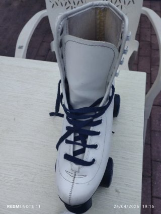 Pattini Classici Bianchi Taglia 38