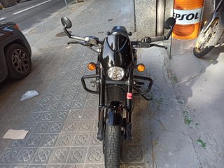 HARLEY DAVIDSON STREET ROD 750