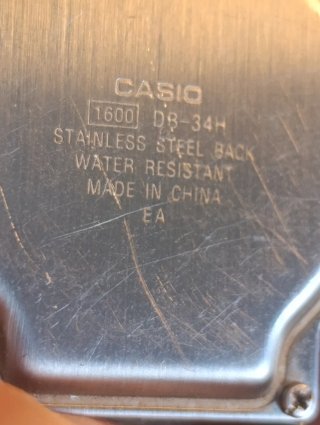Reloj Casio vintage digital y módulo