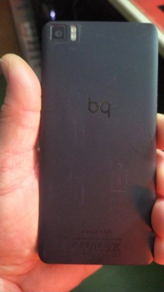 Lote 2 móviles Huawei + BQ de regalo