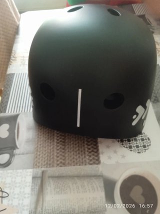 Casco Talla L Adulto Bicicleta/Patín Negro