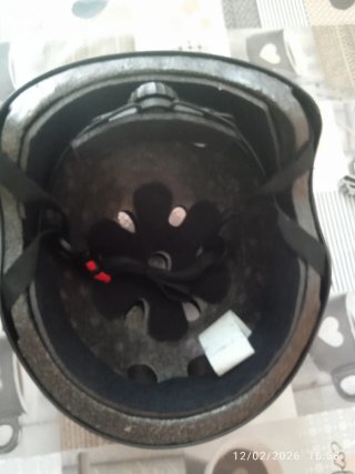 Casco Talla L Adulto Bicicleta/Patín Negro