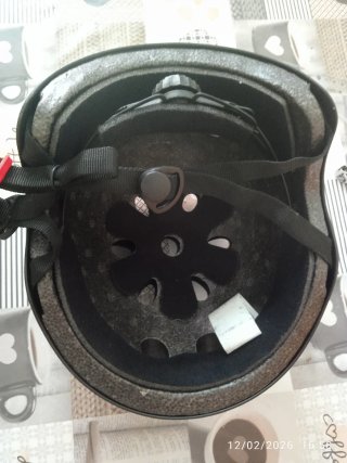 Casco Talla L Adulto Bicicleta/Patín Negro