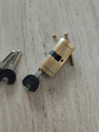 Bombín Seguridad Doble Cilindro + 4 Llaves