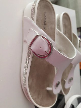 Sandalias blancas con brillos mujer