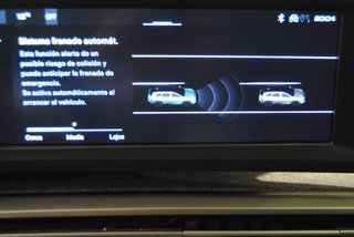 Peugeot 5008 HYBRID e-DCS 145 ALLURE 2025