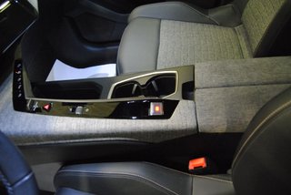 Peugeot 5008 HYBRID e-DCS 145 ALLURE 2025
