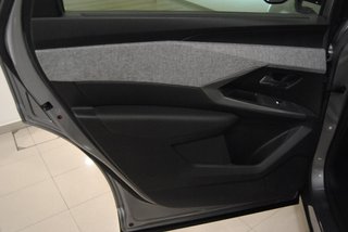 Peugeot 5008 HYBRID e-DCS 145 ALLURE 2025