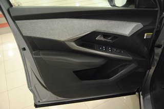 Peugeot 5008 HYBRID e-DCS 145 ALLURE 2025