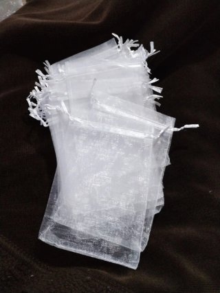 Bolsas de organza blancas