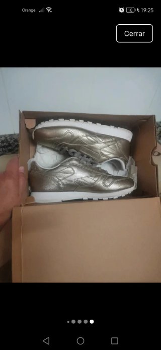 Zapatillas Reebok Clásicas Doradas