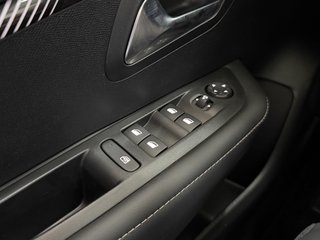 Peugeot 208 Allure Hybrid 1.2 110CV eDCS6 MHEV !!!