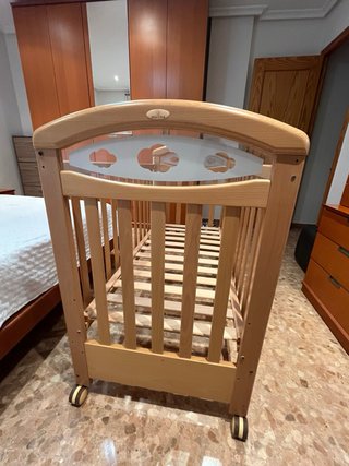 Cuna madera maciza elevable