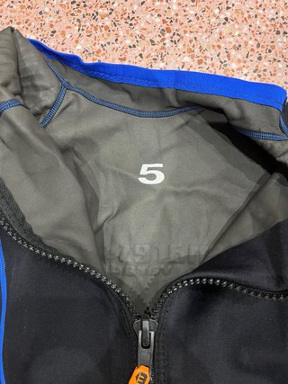 Trajes de neopreno Mares Varadero y decatlon