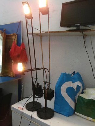 Lampade da terra in metallo