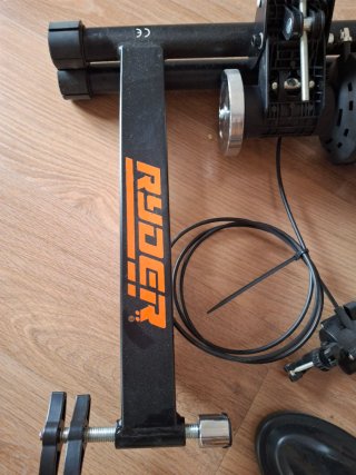 Rodillo Bici Ryder Pro Entrenamientos Interior