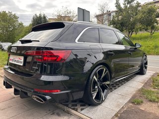 Audi A4 Avant 2.0 TFSI 252 Q S tro Black line ed