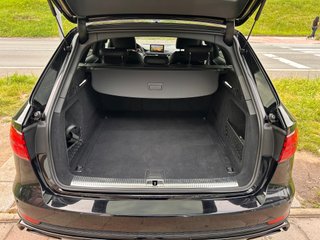 Audi A4 Avant 2.0 TFSI 252 Q S tro Black line ed