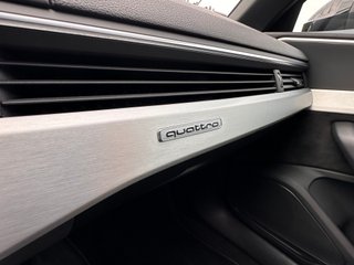 Audi A4 Avant 2.0 TFSI 252 Q S tro Black line ed