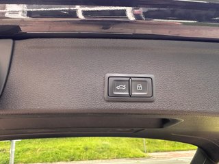 Audi A4 Avant 2.0 TFSI 252 Q S tro Black line ed