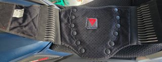 Proteção coluna Dainese tamanho S
