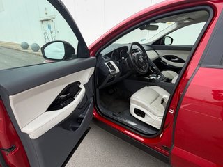 JAGUAR E-PACE 2018  87000 KMS UNICO PROPIETARIO