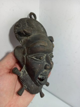 Arte africano metal Bamoun Camerún
