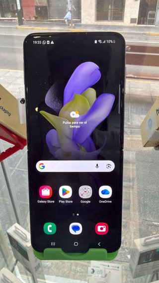 Samsung Z Flip 4 Morado