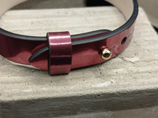 Pulsera Bvlgari Divas' Dream Cuero Rojo Dorado