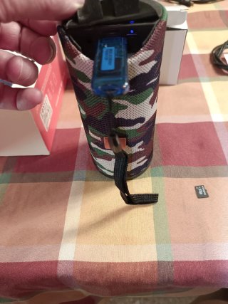 Altavoz Portátil Camuflaje.