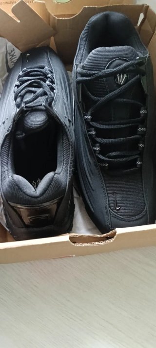 Zapatillas Deportivas Negras  Nike talla 44
