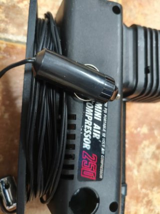 Minicompresor de aire 12V
