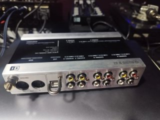 Tarjeta de Sonido Native Instruments Audio 8