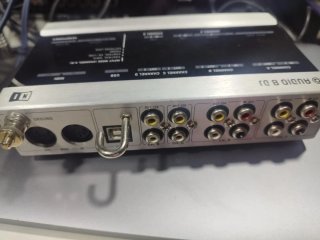Tarjeta de Sonido Native Instruments Audio 8