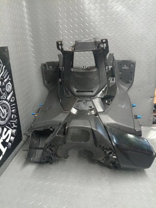 Tapa Central Honda Forza 350 2024