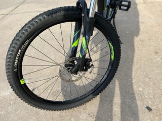 Bicicleta MTB Rockrider E-ST100 2021