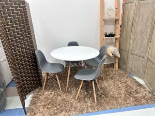 NUEVO JUEGO MESA REDONDA CON 4 SILLAS