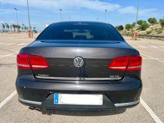 Volkswagen Passat 2012