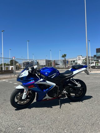 Suzuki GSXR 750cc 2007 - 150cv