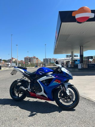 Suzuki GSXR 750cc 2007 - 150cv