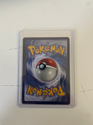 Staraptor de Laureano Carta Pokémon ASC 249/217