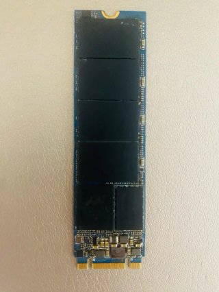 SSD NVMe 256GB con disipador