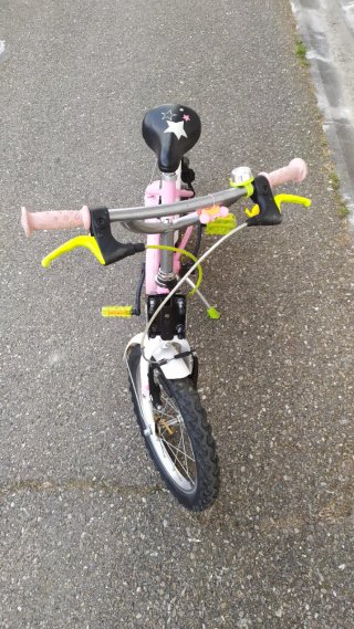 Bicicleta infantil Btwin 16 rosa