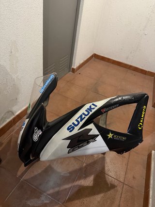 Carenado circuito Suzuki GSXR 600 K8