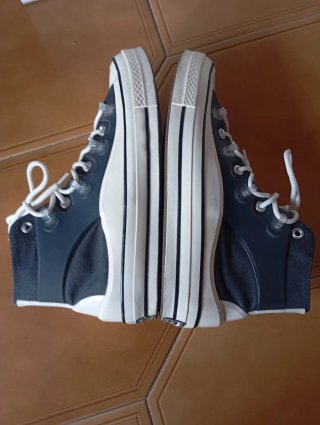 Converse Chuck 70 Hi Negras y Blancas