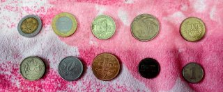 Lote 19 monedas de diferentes países